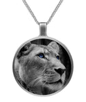 Lioness blue eyes Circle Necklace